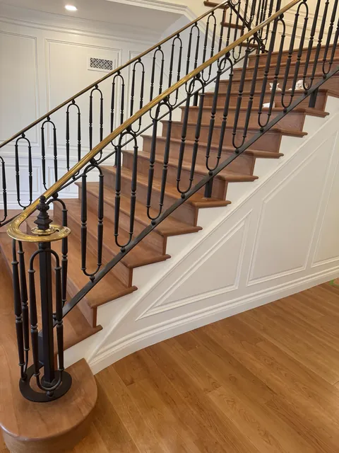 Custom hardwood staircase by SHS Hardwood Flooring