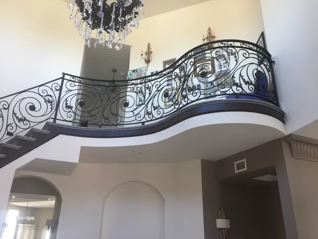 Custom hardwood staircase by SHS Hardwood Flooring